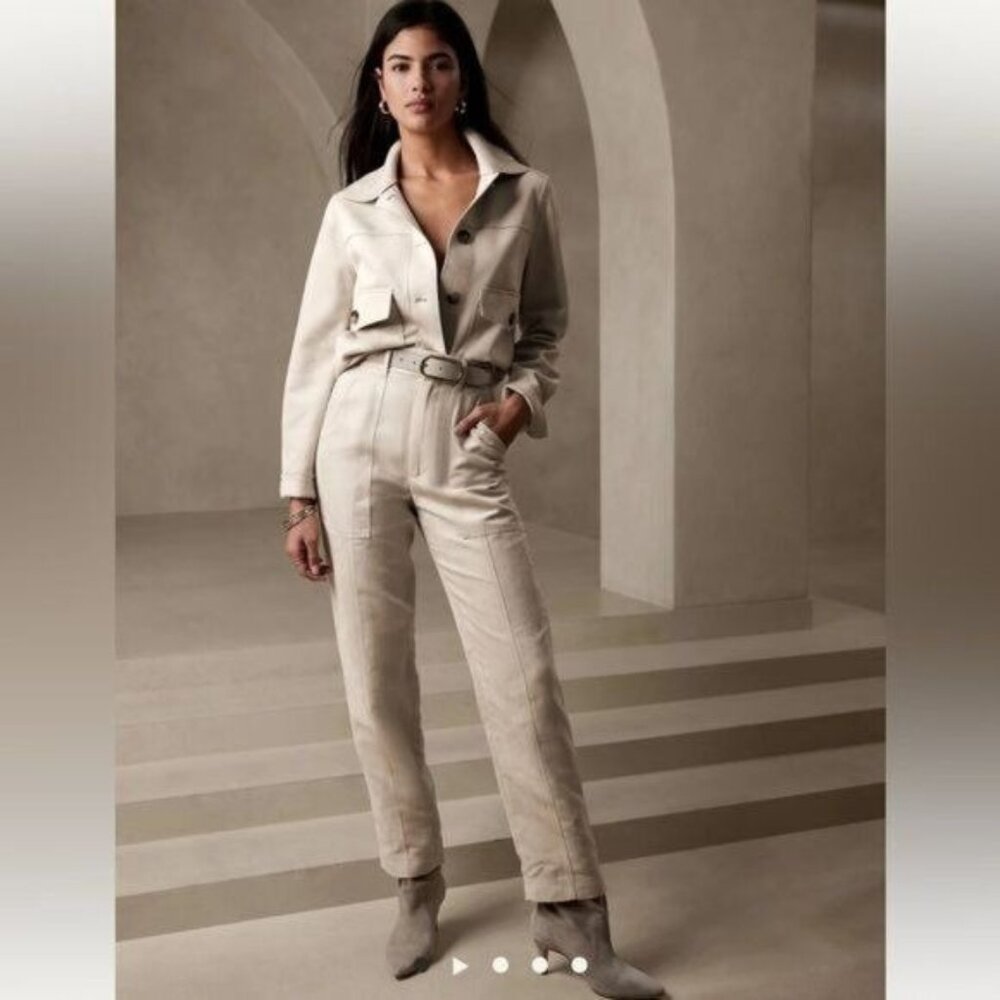 Banana Republic Factory Women’s Pants Size 18 Vegan Suede Straight Stone NWT